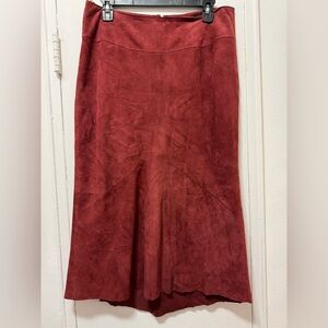 Vakko Medium 90s Boho Deep Strawberry Red Suede Midi Size 6/8 mermaid skirt